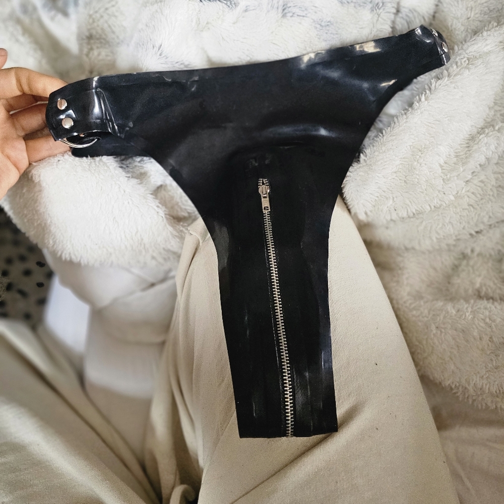 Black Zippered Latex Accessory